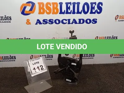 LOTE 112 - 01 MOEDOR DE GRÃOS MANUAL. (NO ESTADO) ATENÇÃO! FAZER A VISITAÇÃO ANTES DE ARREMATAR, NÃO SABEMOS SE FUNCIONA, LEILÃO NÃO TEM GARANTIA E NEM DEVOLUÇÃO, SUJEITO A POSSÍVEIS AVARIAS VISÍVEIS/OCULTAS E/OU AUSÊNCIA DE COMPONENTES.