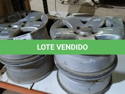 LOTE 006 - 04 RODAS DE CARRO MITSUBISHI ARO 16 5X114. (NO ESTADO) ATENÇÃO! FAZER A VISITAÇÃO ANTES DE ARREMATAR, NÃO SABEMOS SE FUNCIONA, LEILÃO NÃO TEM GARANTIA E NEM DEVOLUÇÃO, SUJEITO A POSSÍVEIS AVARIAS VISÍVEIS/OCULTAS E/OU AUSÊNCIA DE COMPONENTES.