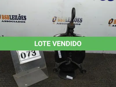 LOTE 073 - 01 MOEDOR DE GRÃOS MANUAL. (NO ESTADO) ATENÇÃO! FAZER A VISITAÇÃO ANTES DE ARREMATAR, NÃO SABEMOS SE FUNCIONA, LEILÃO NÃO TEM GARANTIA E NEM DEVOLUÇÃO, SUJEITO A POSSÍVEIS AVARIAS VISÍVEIS/OCULTAS E/OU AUSÊNCIA DE COMPONENTES.