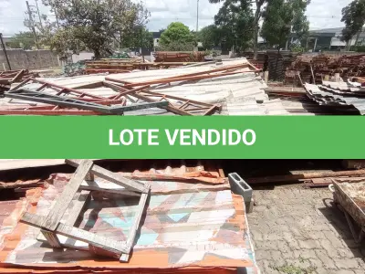 LOTE 590 - 01 LOTE COM TELHAS DE ZINCO QUE ERAM USADAS COMO TAPUME. (NO ESTADO) ATENÇÃO! FAZER A VISITAÇÃO ANTES DE ARREMATAR, NÃO SABEMOS SE FUNCIONA, LEILÃO NÃO TEM GARANTIA E NEM DEVOLUÇÃO, SUJEITO A POSSÍVEIS AVARIAS VISÍVEIS/OCULTAS E/OU AUSÊNCIA DE COMPONENTES.