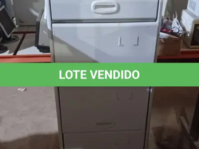LOTE 111 - 01 ARQUIVO DE AÇO COM 04 GAVETAS. (NO ESTADO) ATENÇÃO! FAZER A VISITAÇÃO ANTES DE ARREMATAR, NÃO SABEMOS SE FUNCIONA, LEILÃO NÃO TEM GARANTIA E NEM DEVOLUÇÃO, SUJEITO A POSSÍVEIS AVARIAS VISÍVEIS/OCULTAS E/OU AUSÊNCIA DE COMPONENTES.