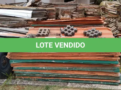 LOTE 626 - 01 LOTE COM TELHAS DE ZINCO QUE ERAM USADAS COMO TAPUME. (NO ESTADO) ATENÇÃO! FAZER A VISITAÇÃO ANTES DE ARREMATAR, NÃO SABEMOS SE FUNCIONA, LEILÃO NÃO TEM GARANTIA E NEM DEVOLUÇÃO, SUJEITO A POSSÍVEIS AVARIAS VISÍVEIS/OCULTAS E/OU AUSÊNCIA DE COMPONENTES.