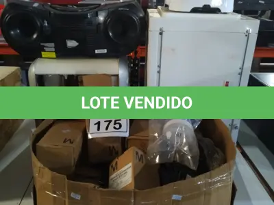 LOTE 175 - 01 LIQUIDIFICADOR MARCA ARNO, 01 MINI SYSTEM MARCA PHILCO E 02 PURIFICADORES DE ÁGUA MARCAS ELECTROLUX E POLAR, 01 CÂMERA DIGITAL, 03 CELULARES DE MARCAS DIVERSAS, VÁRIOS LEITORES DE CÓDIGO DE BARRAS E FILTROS PARA RESPIRADORES DE TANQUES DE ÁGUA. (NO ESTADO) ATENÇÃO! FAZER A VISITAÇÃO ANTES DE ARREMATAR, NÃO SABEMOS SE FUNCIONA, LEILÃO NÃO TEM GARANTIA E NEM DEVOLUÇÃO, SUJEITO A POSSÍVEIS AVARIAS VISÍVEIS/OCULTAS E/OU AUSÊNCIA DE COMPONENTES.