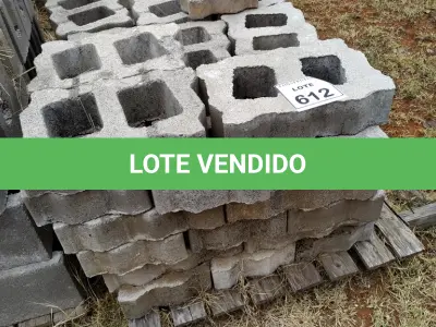 LOTE 612 - 01 LOTE COM BLOQUETES EM CONCRETO 2 FUROS. (NO ESTADO) ATENÇÃO! FAZER A VISITAÇÃO ANTES DE ARREMATAR, NÃO SABEMOS SE FUNCIONA, LEILÃO NÃO TEM GARANTIA E NEM DEVOLUÇÃO, SUJEITO A POSSÍVEIS AVARIAS VISÍVEIS/OCULTAS E/OU AUSÊNCIA DE COMPONENTES.