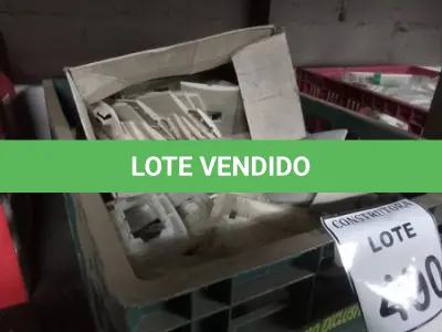 LOTE 490 - 01 LOTE COM SUPORTE DE MÓDULOS 4X2,3 MODULOS. (CAIXA ORGANIZADORA NAO INCLUSA) (NO ESTADO) ATENÇÃO! FAZER A VISITAÇÃO ANTES DE ARREMATAR, NÃO SABEMOS SE FUNCIONA, LEILÃO NÃO TEM GARANTIA E NEM DEVOLUÇÃO, SUJEITO A POSSÍVEIS AVARIAS VISÍVEIS/OCULTAS E/OU AUSÊNCIA DE COMPONENTES.