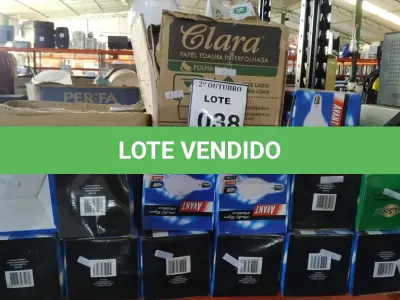 LOTE 038 - 01 LOTE COM GRANDE QUANTIDADE DE LÂMPADAS E BOCAIS DE MARCAS E MODELOS DIVERSOS. (NO ESTADO) ATENÇÃO! FAZER A VISITAÇÃO ANTES DE ARREMATAR, NÃO SABEMOS SE FUNCIONA, LEILÃO NÃO TEM GARANTIA E NEM DEVOLUÇÃO, SUJEITO A POSSÍVEIS AVARIAS VISÍVEIS/OCULTAS E/OU AUSÊNCIA DE COMPONENTES.