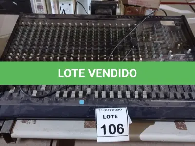 LOTE 106 - 01 MESA AMPLIFICADORA DE SOM COM FONTE. (NO ESTADO) ATENÇÃO! FAZER A VISITAÇÃO ANTES DE ARREMATAR, NÃO SABEMOS SE FUNCIONA. LEILÃO NÃO TEM GARANTIA E NEM DEVOLUÇÃO, SUJEITO A POSSÍVEIS AVARIAS VISÍVEIS/OCULTAS E/OU AUSÊNCIA DE COMPONENTES.