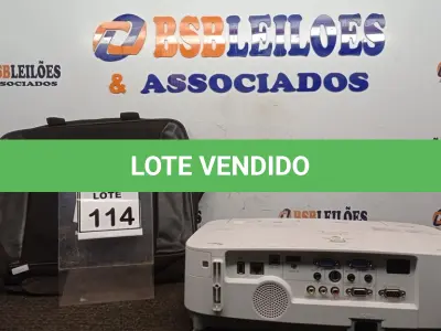 LOTE 114 - 01 PROJETOR MARCA NEC. (NO ESTADO) ATENÇÃO! FAZER A VISITAÇÃO ANTES DE ARREMATAR, NÃO SABEMOS SE FUNCIONA, LEILÃO NÃO TEM GARANTIA E NEM DEVOLUÇÃO, SUJEITO A POSSÍVEIS AVARIAS VISÍVEIS/OCULTAS E/OU AUSÊNCIA DE COMPONENTES.