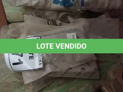LOTE 471 - 01 LOTE COM PEÇAS PARA PORTA DE VIDROS. (NO ESTADO) ATENÇÃO! FAZER A VISITAÇÃO ANTES DE ARREMATAR, NÃO SABEMOS SE FUNCIONA, LEILÃO NÃO TEM GARANTIA E NEM DEVOLUÇÃO, SUJEITO A POSSÍVEIS AVARIAS VISÍVEIS/OCULTAS E/OU AUSÊNCIA DE COMPONENTES.