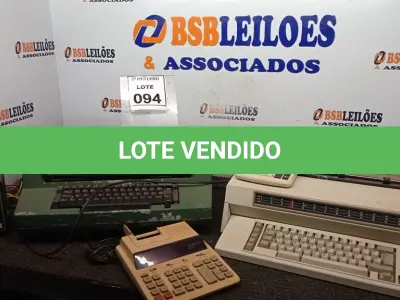 LOTE 094 - 01 MÁQUINA DE ESCREVER ELETRÔNICA, 01 MÁQUINA DE ESCREVER, 02 CALCULADORAS E 01 FONTE DE PC. (NO ESTADO) ATENÇÃO! FAZER A VISITAÇÃO ANTES DE ARREMATAR, NÃO SABEMOS SE FUNCIONA, LEILÃO NÃO TEM GARANTIA E NEM DEVOLUÇÃO, SUJEITO A POSSÍVEIS AVARIAS VISÍVEIS/OCULTAS E/OU AUSÊNCIA DE COMPONENTES.