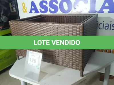 LOTE 126 - 01 MESA DE CENTRO DE JARDIM. (NO ESTADO EM QUE SE ENCONTRA. SUJEITO A AVARIAS OCULTAS/VISÍVEIS.) BH1646S