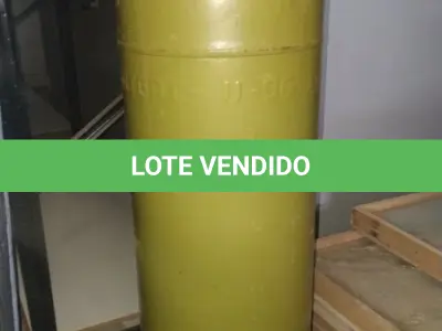 LOTE 122 - 01 BOTIJÃO DE GÁS VAZIO P45. (NO ESTADO EM QUE SE ENCONTRA. SUJEITO A AVARIAS OCULTAS/VISÍVEIS.)