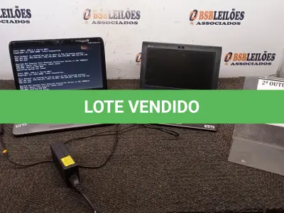 LOTE 220 - 02 NETBOOKS MARCAS ACER E ASUS COM 01 CARREGADOR. (NO ESTADO) ATENÇÃO! FAZER A VISITAÇÃO ANTES DE ARREMATAR, NÃO SABEMOS SE FUNCIONA, LEILÃO NÃO TEM GARANTIA E NEM DEVOLUÇÃO, SUJEITO A POSSÍVEIS AVARIAS VISÍVEIS/OCULTAS E/OU AUSÊNCIA DE COMPONENTES.