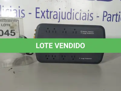 LOTE 045 - 01 NOBREAK BACK APC ES-550. (NO ESTADO EM QUE SE ENCONTRA. SUJEITO A AVARIAS OCULTAS/VISÍVEIS.)