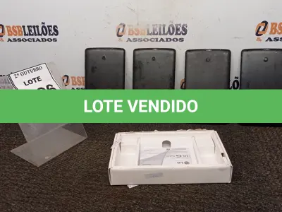 LOTE 226 - 04 TABLETS MARCA LG (NO ESTADO) ATENÇÃO! FAZER A VISITAÇÃO ANTES DE ARREMATAR, NÃO SABEMOS SE FUNCIONA, LEILÃO NÃO TEM GARANTIA E NEM DEVOLUÇÃO, SUJEITO A POSSÍVEIS AVARIAS VISÍVEIS/OCULTAS E/OU AUSÊNCIA DE COMPONENTES.