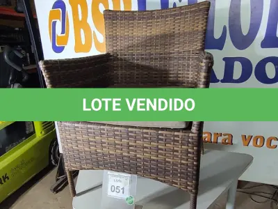 LOTE 051 - 01 CADEIRA DE JARDIM. (NO ESTADO EM QUE SE ENCONTRA. SUJEITO A AVARIAS OCULTAS/VISÍVEIS.) BF8660R