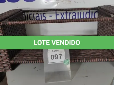 LOTE 097 - 01 MESA DE CENTRO DE JARDIM. (NO ESTADO EM QUE SE ENCONTRA. SUJEITO A AVARIAS OCULTAS/VISÍVEIS.) BH1681T/ BF8670G