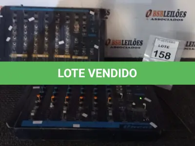 LOTE 158 - 02 MESAS DE SOM MARCA ONEAL. (NO ESTADO) ATENÇÃO! FAZER A VISITAÇÃO ANTES DE ARREMATAR, NÃO SABEMOS SE FUNCIONA, LEILÃO NÃO TEM GARANTIA E NEM DEVOLUÇÃO, SUJEITO A POSSÍVEIS AVARIAS VISÍVEIS/OCULTAS E/OU AUSÊNCIA DE COMPONENTES.