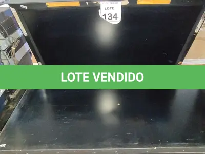LOTE 134 - 02 TELÕES DE PROPAGANDA LCD 40’’ MARCA SANSUNG. (NO ESTADO) ATENÇÃO! FAZER A VISITAÇÃO ANTES DE ARREMATAR, NÃO SABEMOS SE FUNCIONA, LEILÃO NÃO TEM GARANTIA E NEM DEVOLUÇÃO, SUJEITO A POSSÍVEIS AVARIAS VISÍVEIS/OCULTAS E/OU AUSÊNCIA DE COMPONENTES.