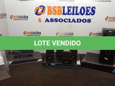 LOTE 121 - 01  HOME THEATER COM 06 CAIXAS MARCA PHILCO, 03 ROTEADORES E 01 SWITCH. (NO ESTADO) ATENÇÃO! FAZER A VISITAÇÃO ANTES DE ARREMATAR, NÃO SABEMOS SE FUNCIONA, LEILÃO NÃO TEM GARANTIA E NEM DEVOLUÇÃO, SUJEITO A POSSÍVEIS AVARIAS VISÍVEIS/OCULTAS E/OU AUSÊNCIA DE COMPONENTES.