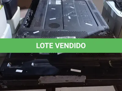 LOTE 147 - 02 TELÕES DE PROPAGANDA LCD 46’’ MARCA SANSUNG. (NO ESTADO) ATENÇÃO! FAZER A VISITAÇÃO ANTES DE ARREMATAR, NÃO SABEMOS SE FUNCIONA, LEILÃO NÃO TEM GARANTIA E NEM DEVOLUÇÃO, SUJEITO A POSSÍVEIS AVARIAS VISÍVEIS/OCULTAS E/OU AUSÊNCIA DE COMPONENTES.