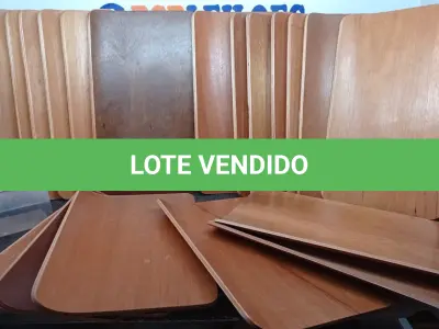 LOTE 258 - 20 PEÇAS DE MADEIRA. (NO ESTADO) ATENÇÃO! FAZER A VISITAÇÃO ANTES DE ARREMATAR, NÃO SABEMOS SE FUNCIONA, LEILÃO NÃO TEM GARANTIA E NEM DEVOLUÇÃO, SUJEITO A POSSÍVEIS AVARIAS VISÍVEIS/OCULTAS E/OU AUSÊNCIA DE COMPONENTES.