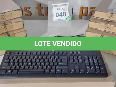 LOTE 048 - 10 TECLADOS DE COMPUTADOR. (NO ESTADO EM QUE SE ENCONTRA. SUJEITO A AVARIAS OCULTAS/VISÍVEIS.)