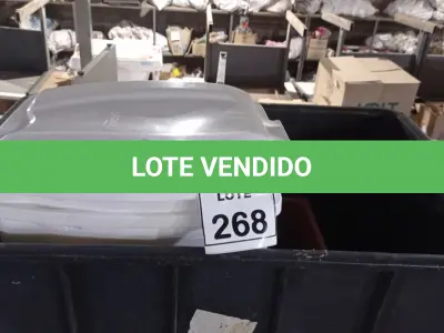 LOTE 268 - 01 BÁU DE PLÁSTICO DE APROXIMADAMENTE 0,86X0,56X0,0,46 CM, 01 CAIXA DE PLÁSTICO E 02 LIXEIRAS. (NO ESTADO) ATENÇÃO! FAZER A VISITAÇÃO ANTES DE ARREMATAR, NÃO SABEMOS SE FUNCIONA, LEILÃO NÃO TEM GARANTIA E NEM DEVOLUÇÃO, SUJEITO A POSSÍVEIS AVARIAS VISÍVEIS/OCULTAS E/OU AUSÊNCIA DE COMPONENTES.
