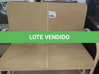 LOTE 086 - 01 SOFÁ DE JARDIM. (NO ESTADO EM QUE SE ENCONTRA. SUJEITO A AVARIAS OCULTAS/VISÍVEIS.) BF8580N