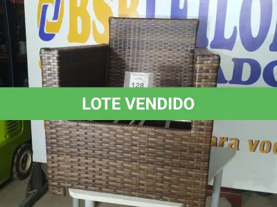LOTE 128 - 01 POLTRONA DE JARDIM. (NO ESTADO EM QUE SE ENCONTRA. SUJEITO A AVARIAS OCULTAS/VISÍVEIS.) BH1569G