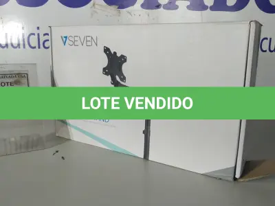 LOTE 025 - 01 SUPORTE DE MONITOR DUPLO SEVN DS2FSD. (NO ESTADO EM QUE SE ENCONTRA. SUJEITO A AVARIAS OCULTAS/VISÍVEIS.)