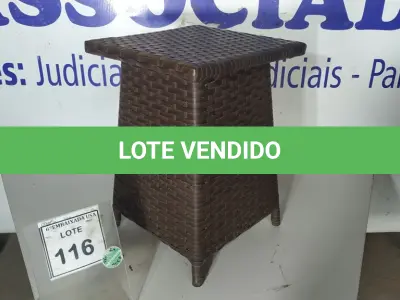 LOTE 116 - 01 MESA DE CANTO. (NO ESTADO EM QUE SE ENCONTRA. SUJEITO A AVARIAS OCULTAS/VISÍVEIS.) BH1654D