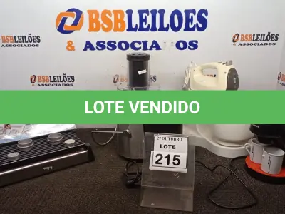 LOTE 215 - 01 CHURRASQUEIRA ELÉTRICA DE MESA MARCA BRABANTINA, 01 BATEDEIRA MARCA PHILIPS WALITA, 01 CENTRIFUGA DE ALIMENTOS MARCA MONDIAL E 01 CAFETEIRA MARCA CADENCE. (NO ESTADO) ATENÇÃO! FAZER A VISITAÇÃO ANTES DE ARREMATAR, NÃO SABEMOS SE FUNCIONA, LEILÃO NÃO TEM GARANTIA E NEM DEVOLUÇÃO, SUJEITO A POSSÍVEIS AVARIAS VISÍVEIS/OCULTAS E/OU AUSÊNCIA DE COMPONENTES.
