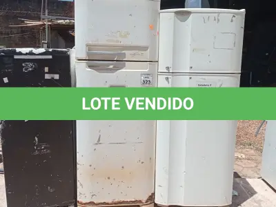 LOTE 323 - 03 SUCATAS DE GELADEIRA MARCAS DIVERSAS. (NO ESTADO) ATENÇÃO! FAZER A VISITAÇÃO ANTES DE ARREMATAR, NÃO SABEMOS SE FUNCIONA, LEILÃO NÃO TEM GARANTIA E NEM DEVOLUÇÃO, SUJEITO A POSSÍVEIS AVARIAS VISÍVEIS/OCULTAS E/OU AUSÊNCIA DE COMPONENTES.