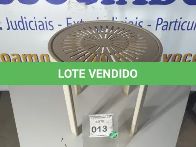 LOTE 013 - 01 MESA DE JARDIM. (NO ESTADO EM QUE SE ENCONTRA. SUJEITO A AVARIAS OCULTAS/VISÍVEIS.) BF8580M
