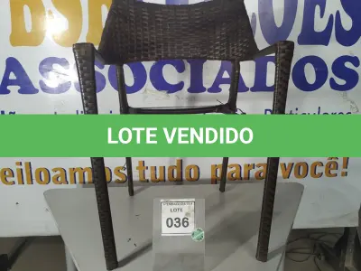 LOTE 036 - 01 CADEIRA DE JARDIM. (NO ESTADO EM QUE SE ENCONTRA. SUJEITO A AVARIAS OCULTAS/VISÍVEIS.) BH1636W