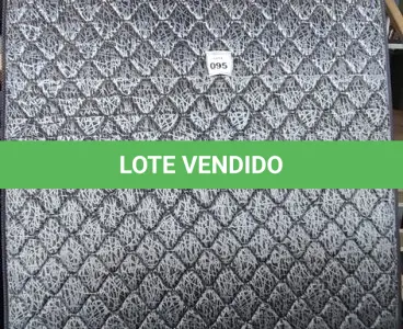 LOTE 095 - 01 COLCHÃO DE CASAL COM BASE 1,98CM X 1,58CM. AU1901N