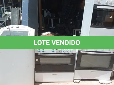 LOTE 324 - 01 MÁQUINA DE LAVAR E 03 FOGÕES DE MARCAS E MODELOS DIVERSOS. (NO ESTADO) ATENÇÃO! FAZER A VISITAÇÃO ANTES DE ARREMATAR, NÃO SABEMOS SE FUNCIONA, LEILÃO NÃO TEM GARANTIA E NEM DEVOLUÇÃO, SUJEITO A POSSÍVEIS AVARIAS VISÍVEIS/OCULTAS E/OU AUSÊNCIA DE COMPONENTES.