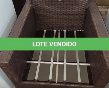 LOTE 070 - 01 POLTRONA DE JARDIM. (NO ESTADO EM QUE SE ENCONTRA. SUJEITO A AVARIAS OCULTAS/VISÍVEIS.) BH1586U