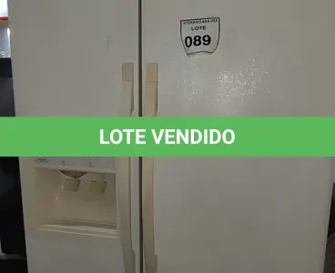 LOTE 089 - 01 GELADEIRA WHIRPOOL 127VOLTS. (NO ESTADO EM QUE SE ENCONTRA. SUJEITO A AVARIAS OCULTAS/VISÍVEIS.) AV9962G
