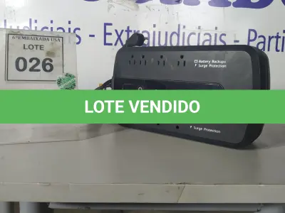 LOTE 026 - 01 NOBREAK UNITS APC POWER SURGE PROTECTOR. (NO ESTADO EM QUE SE ENCONTRA. SUJEITO A AVARIAS OCULTAS/VISÍVEIS.)