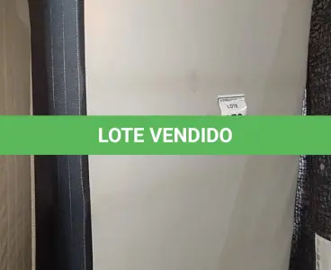 LOTE 170 - 01 BASE DE COLCHÃO SOLTEIRÃO . (NO ESTADO EM QUE SE ENCONTRA. SUJEITO A AVARIAS OCULTAS/VISÍVEIS.)