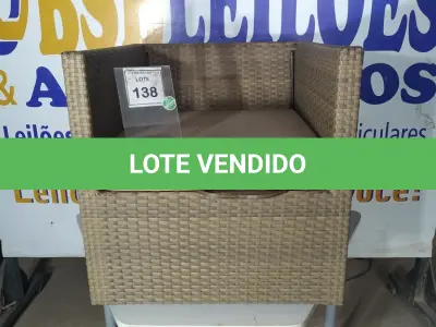 LOTE 138 - 01 POLTRONA DE JARDIM. (NO ESTADO EM QUE SE ENCONTRA. SUJEITO A AVARIAS OCULTAS/VISÍVEIS.) BH1517H