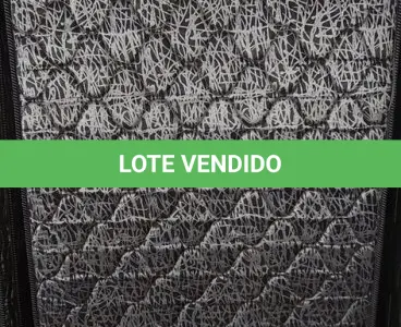 LOTE 168 - 01 COLCHÃO SOLTEIRO COM BASE 1,88CM X 0,88CM. (NO ESTADO EM QUE SE ENCONTRA. SUJEITO A AVARIAS OCULTAS/VISÍVEIS.) AU2189V