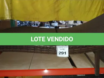 LOTE 291 - 01 ESPREGUIÇADEIRA. (NO ESTADO EM QUE SE ENCONTRA. SUJEITO A AVARIAS OCULTAS/VISÍVEIS.) BH1656B