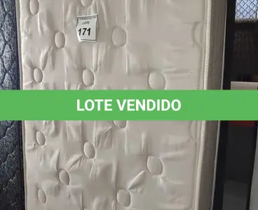 LOTE 171 - 01 COLCHÃO SOLTEIRO COM BASE 1,88CM X 0,88CM. (NO ESTADO EM QUE SE ENCONTRA. SUJEITO A AVARIAS OCULTAS/VISÍVEIS.) BJ6977E