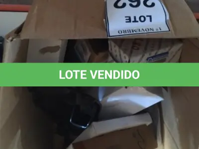 LOTE 262 - 01 LOTE DE PEÇAS NOVAS ORIGINAIS PARA CARRO FIAT RENEGADE, COMPASS E COMMANDER, 01 CUBO DE RODA COM ROLAMENTO, 01 CORREIA DENTADA, 01 SENSOR DE COMBUSTÍVEL, 01 SONDA LAMBDA, 01 SENSOR PARA CHOQUE, 01 LITRO DE ÓLEO, 02 KITS ALIMENTAÇÃO BOMBA COMBUSTÍVEL, 01 REFLETOR PARA CHOQUE, 02 ACABAMENTOS PARA CHOQUE, 01 KIT SENSOR ESTACIONAMENTO, 01 KIT CORREIA DENTADA COM TENSOR E 01 KIT PASTILHAS DE FREIO. (NO ESTADO) ATENÇÃO! FAZER A VISITAÇÃO ANTES DE ARREMATAR, NÃO SABEMOS SE FUNCIONA, LEILÃO NÃO TEM GARANTIA E NEM DEVOLUÇÃO, SUJEITO A POSSÍVEIS AVARIAS VISÍVEIS/OCULTAS E/OU AUSÊNCIA DE COMPONENTES.