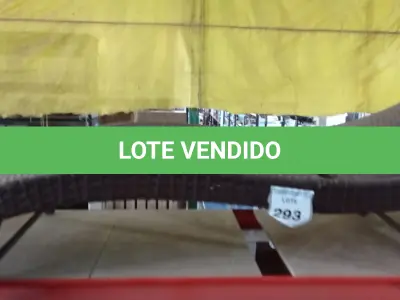 LOTE 293 - 01 ESPREGUIÇADEIRA. (NO ESTADO EM QUE SE ENCONTRA. SUJEITO A AVARIAS OCULTAS/VISÍVEIS.) BH1638G
