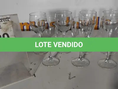 LOTE 220 - 07 TAÇAS EM VIDRO . (NO ESTADO EM QUE SE ENCONTRA. SUJEITO A AVARIAS OCULTAS/VISÍVEIS.)