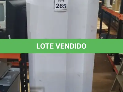 LOTE 265 - 01 FREEZER VERTICA 220V MARCA ELECTROLUX. (NO ESTADO) ATENÇÃO! FAZER A VISITAÇÃO ANTES DE ARREMATAR, NÃO SABEMOS SE FUNCIONA, LEILÃO NÃO TEM GARANTIA E NEM DEVOLUÇÃO, SUJEITO A POSSÍVEIS AVARIAS VISÍVEIS/OCULTAS E/OU AUSÊNCIA DE COMPONENTES.